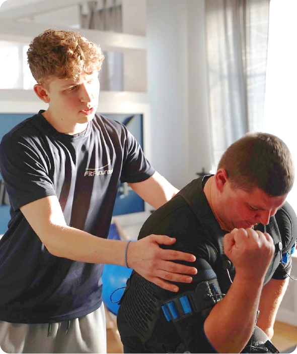 fit-future-trening-ems-stymulacja-miesni-olsztyn-_trening-2